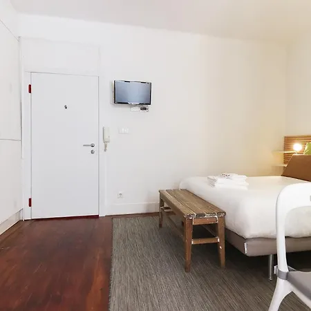 Santos Tiny By Homing Апартаменти Лісабон