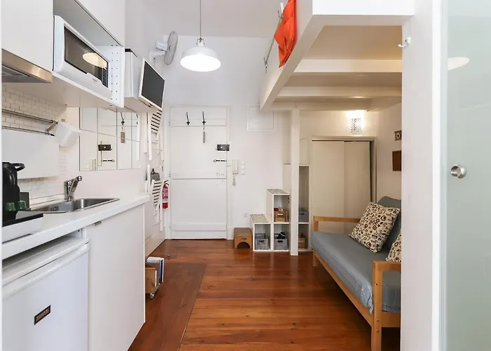 Santos Tiny By Homing