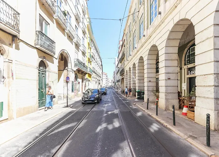 Santos Tiny By Homing *