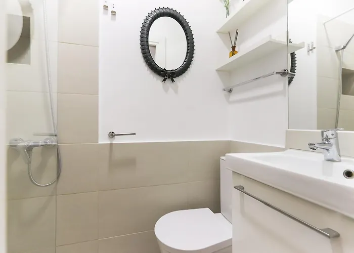 Santos Tiny By Homing * Лісабон